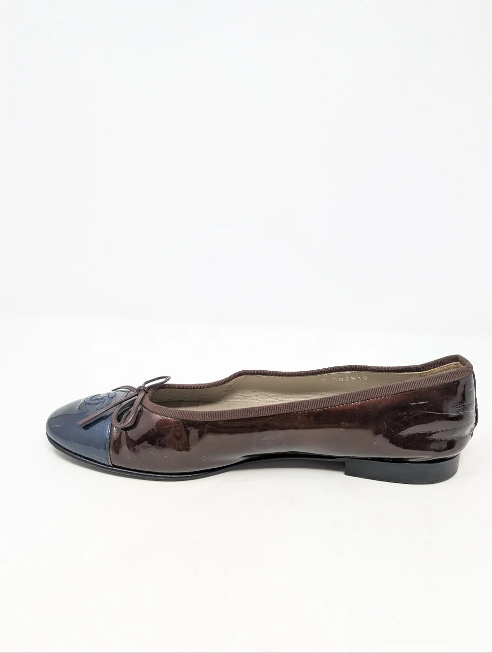 Chanel CC Patent Leather Ballet Flats Brown Blue Size 39.5